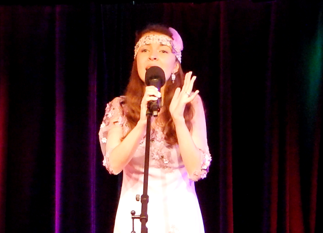 Виконання пісні «I'll Build a Stairway to Paradise»